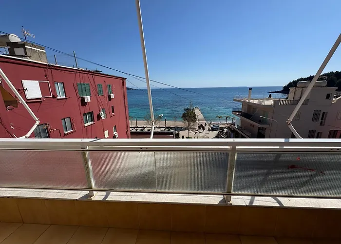 Sea La Vie 5th-floor Apartment
